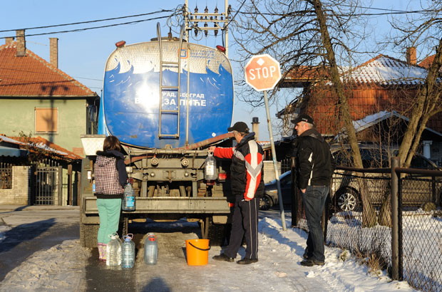 У Подавалској у Реснику пет дана без чесмоваче: Блокираћемо пут ако не дође вода